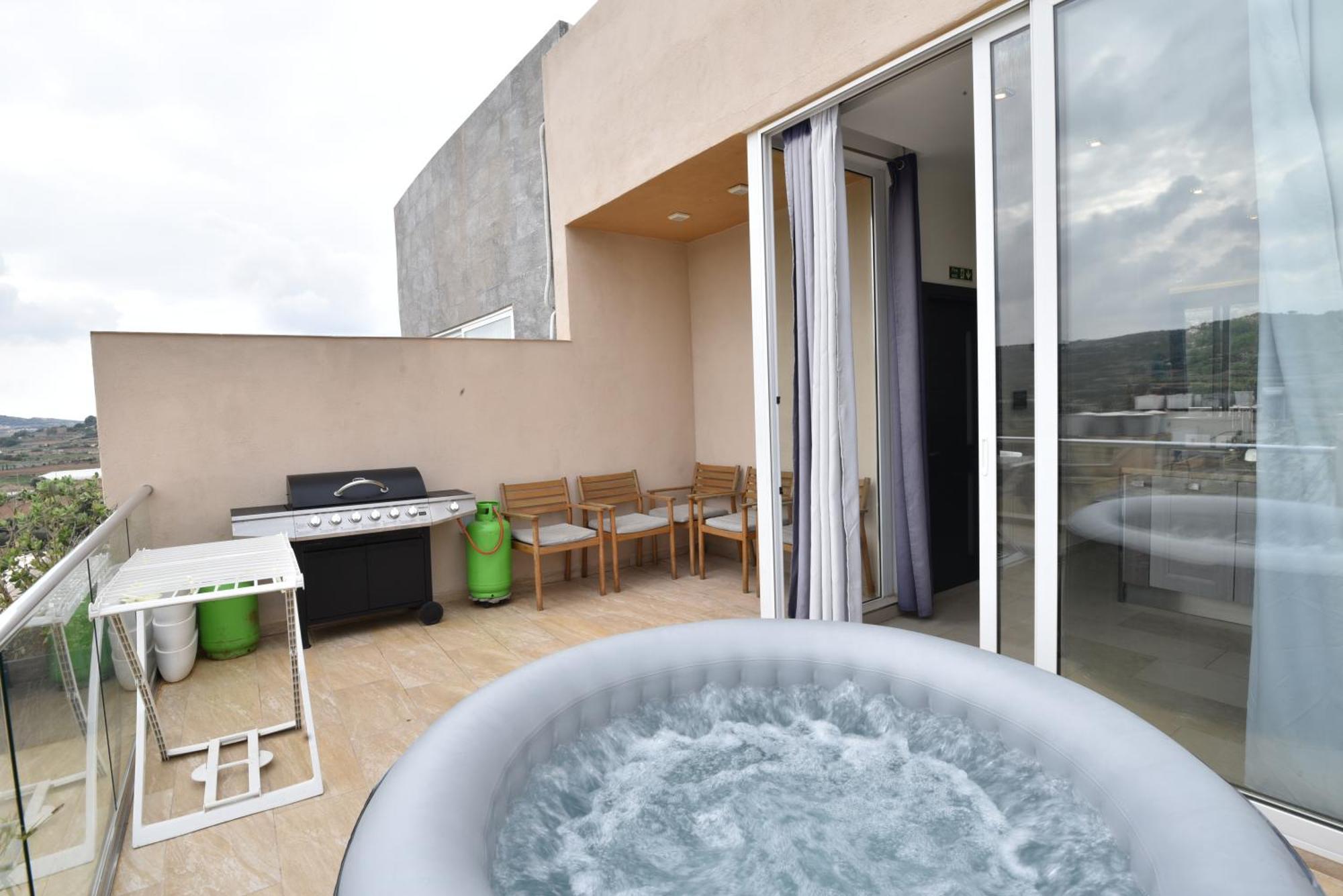 セント・ポールズ・ベイHillview Duplex Penthouseアパートメント エクステリア 写真